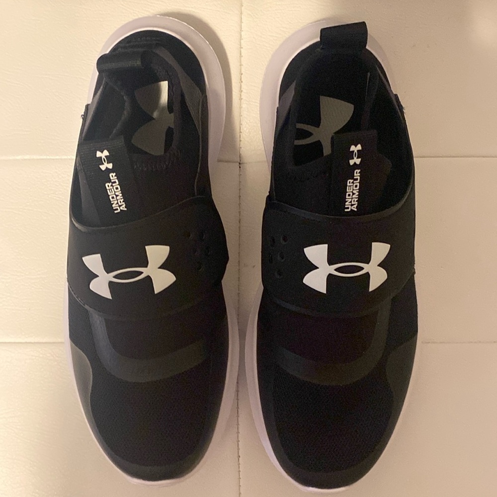 Under Armour Runplay sneakers